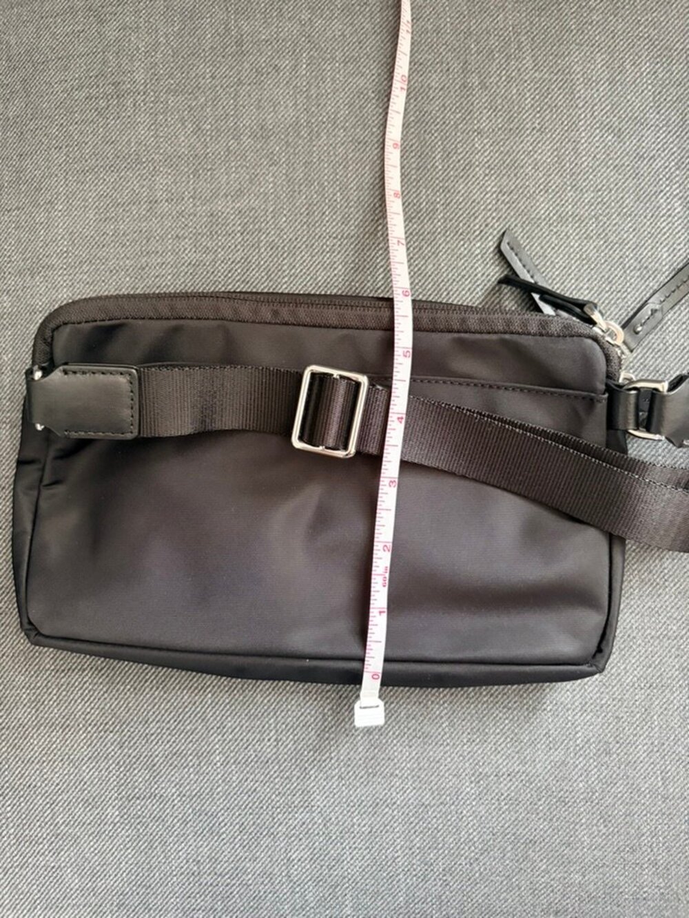 Tumi Belt Bag Nylon Crossbody - Picture 2 of 7